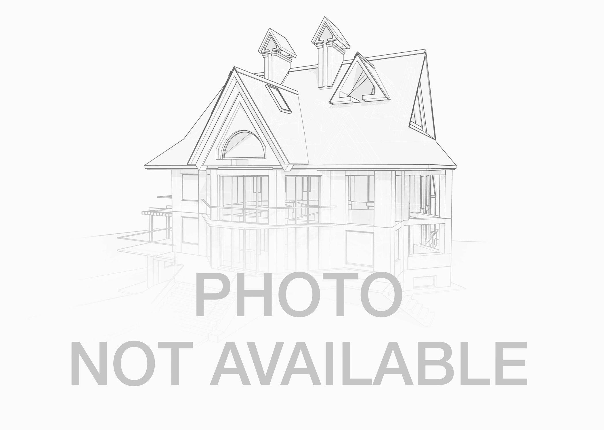 1045 W Algonquin Road 